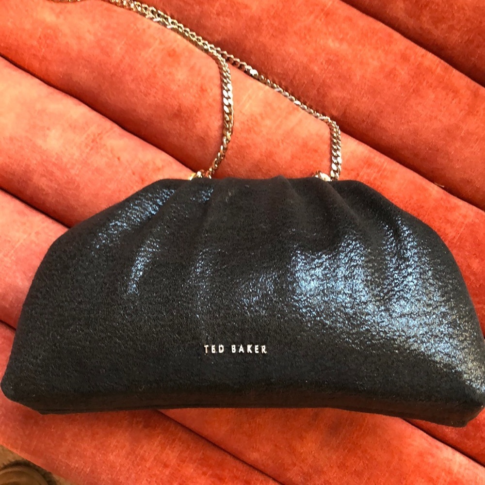 Ted baker like new evening bag clutch w gold chain magnetic closure 6x9